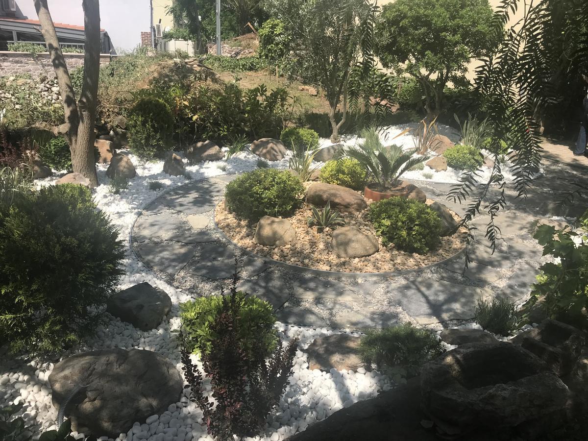 Stone House With Garden In Cunda/ayvalik Case de vacanță *